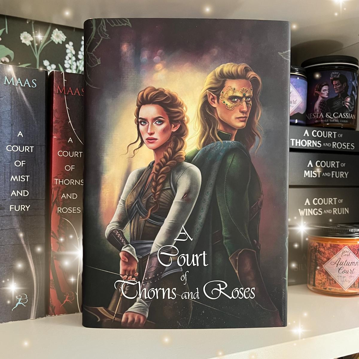 A Court of Thorns and Roses Dust Jacket Set Officially Licensed