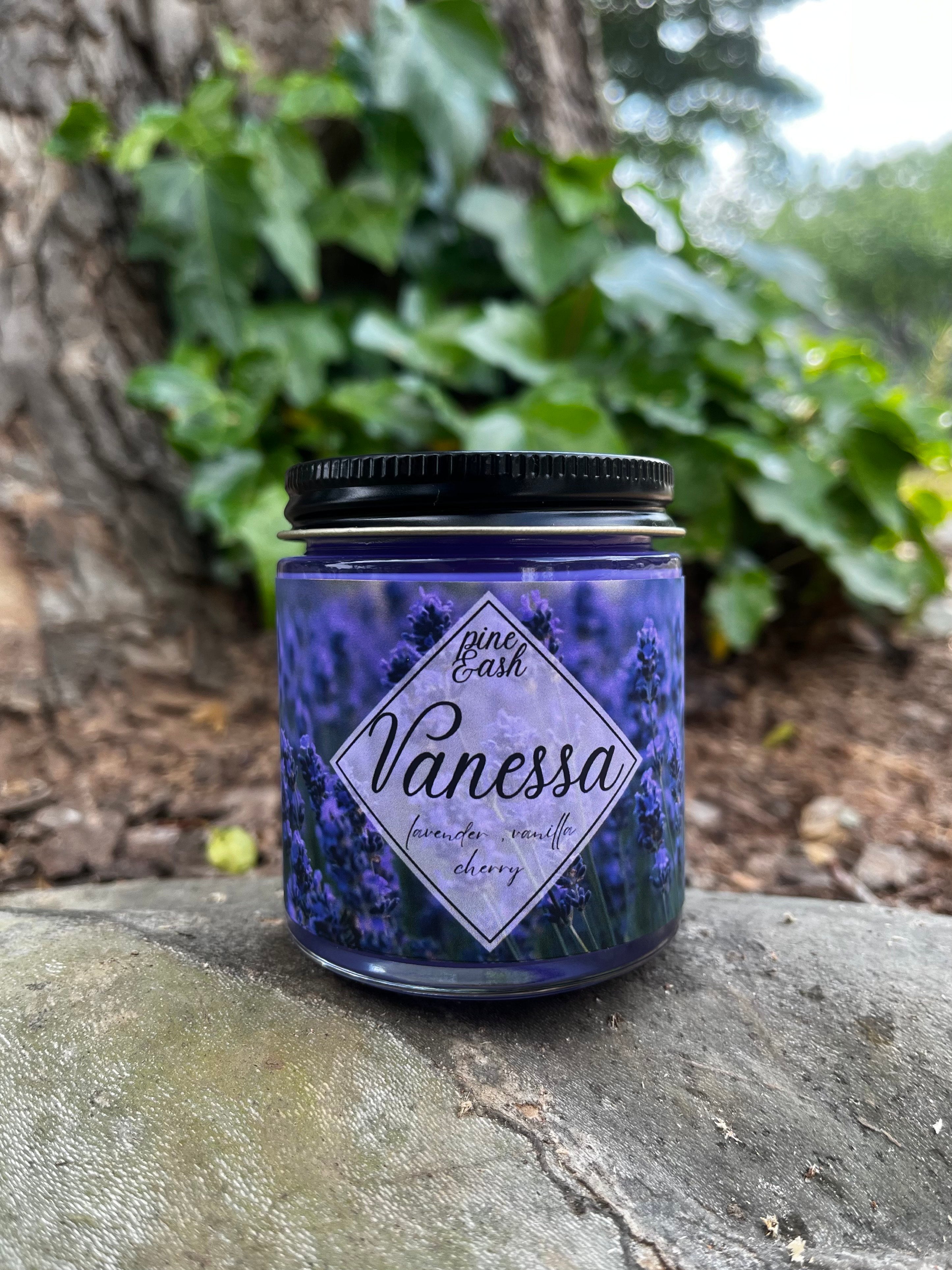 Vanessa 4oz [BITTEN]