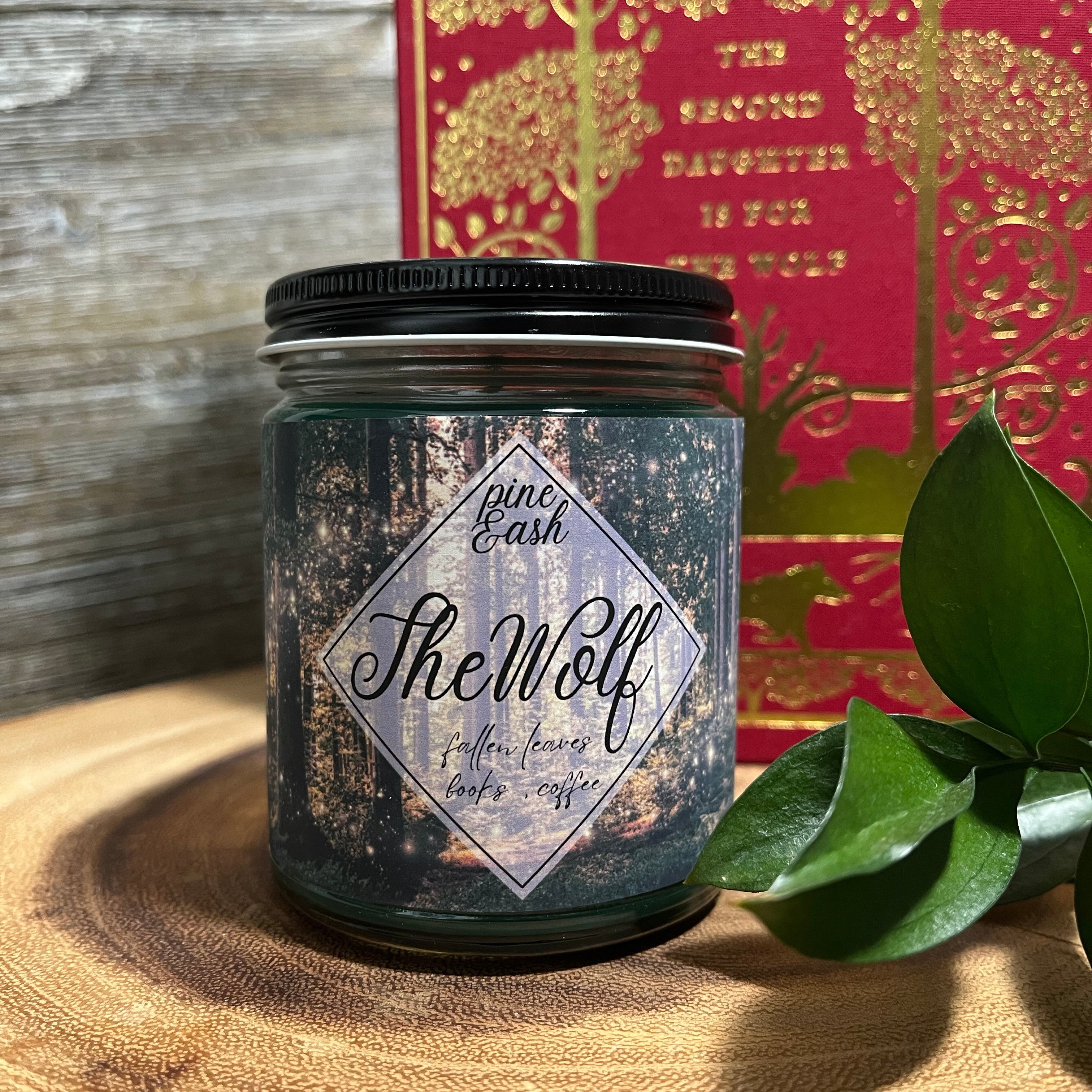 The Wolf 8oz The Wilderwood Officially Licensed