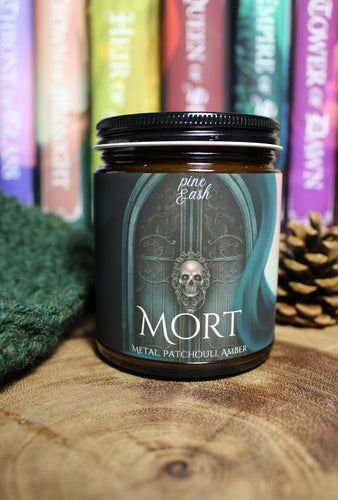 Mort 8oz Throne of Glass Officially Licensed